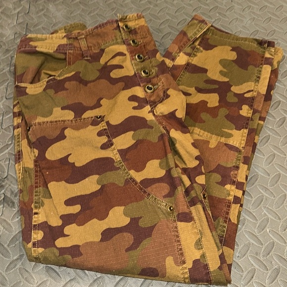 Sundance Double Knee Button Fly Pants Camo High Rise Ripstop Workwear size 2 - Picture 4 of 8